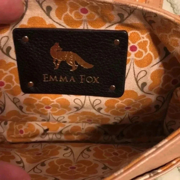 Emma Fox two-toned saddle crossbody bag. - Picture 7 of 10